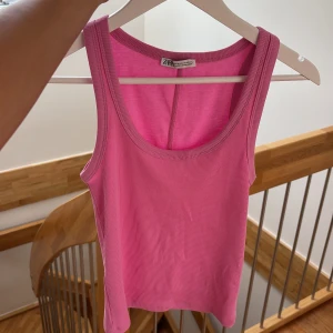 Rosa topp zara - Super fint rosa ribbat linne från Zara aldrig använt🩷🩷