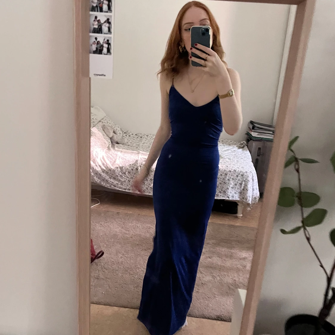 Marinblå balklänning