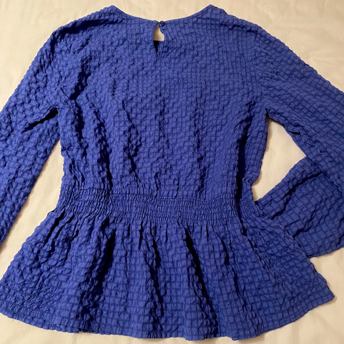 Blå långärmad blus från Pieces  - 3