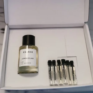 Lemon Eclair och 6 tester - Essnce dofttester säljes, inkl 50 ml Lemon Eclair som jag inte riktigt föll för 🙈  Skickas i originalkartong. 