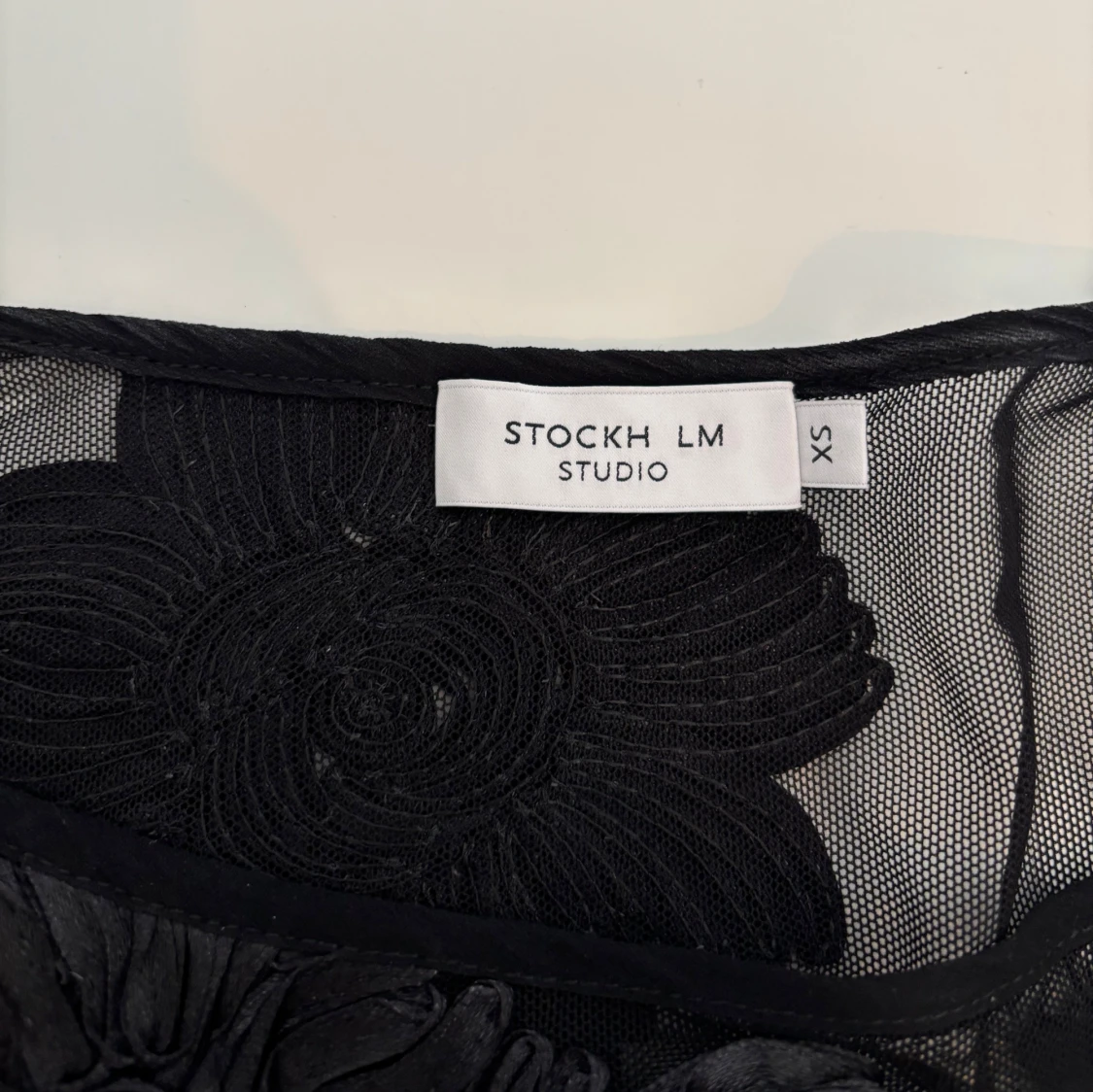 Blommig festtopp  - 3