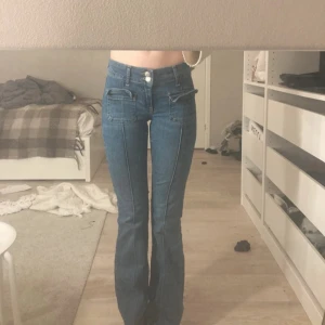 Lågmidjade Nelly jeans  - Super bra skick 