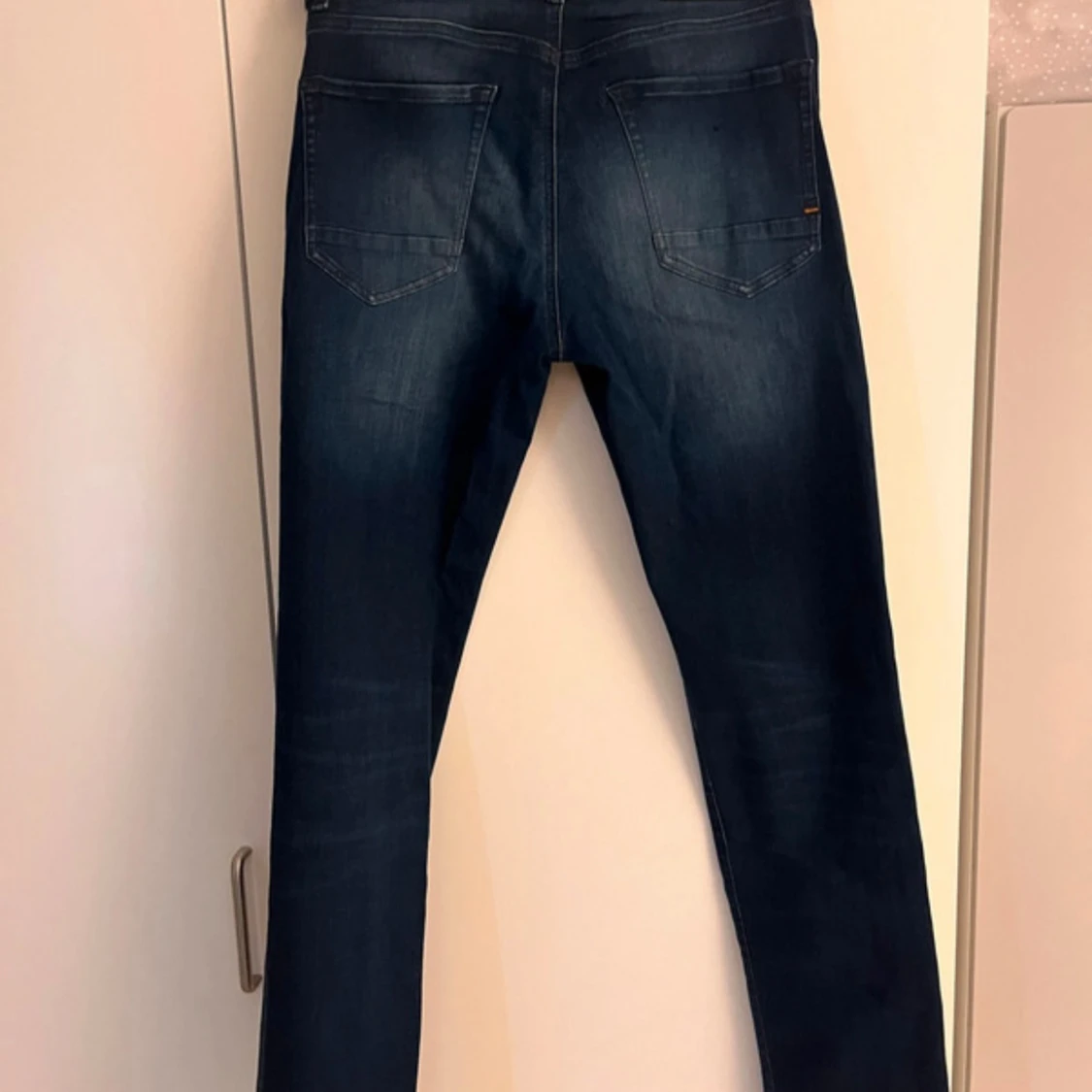 Mörkblå Hugo boss jeans - 1
