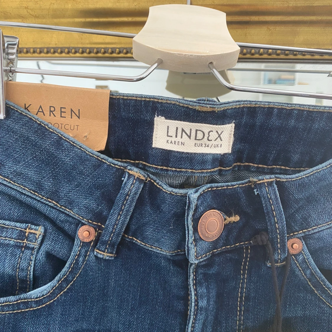 Blå bootcut jeans från Lindex - 1