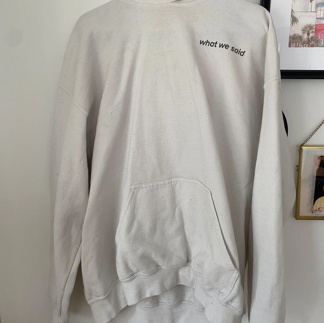 Vit hoodie med tryck - 1