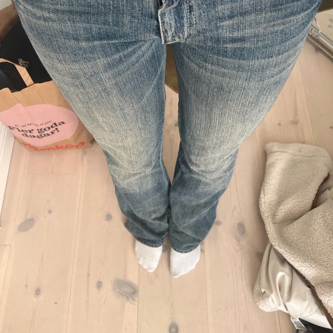 Blå jeans med bootcut - 2