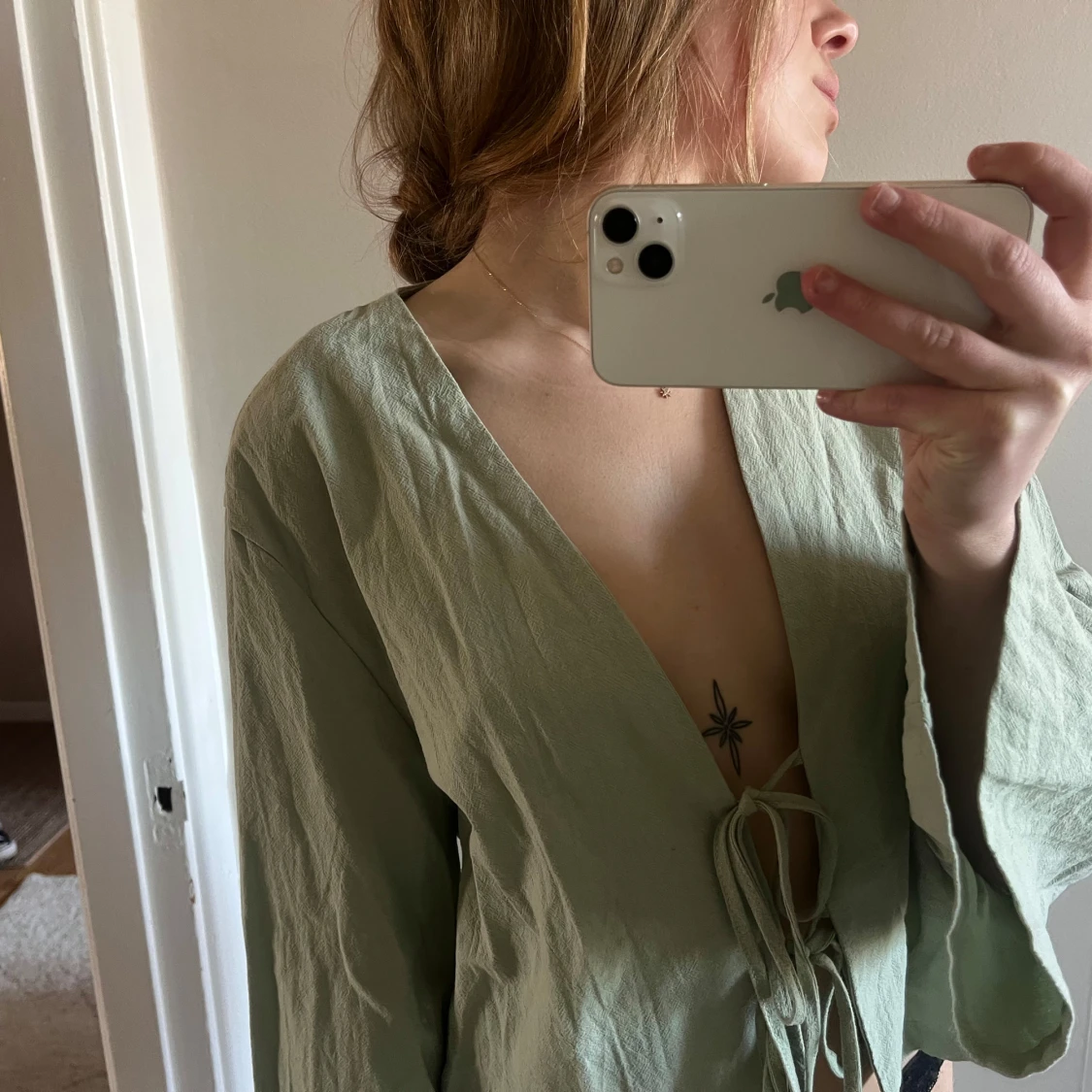 Beige omlottopp från SHEIN - 2