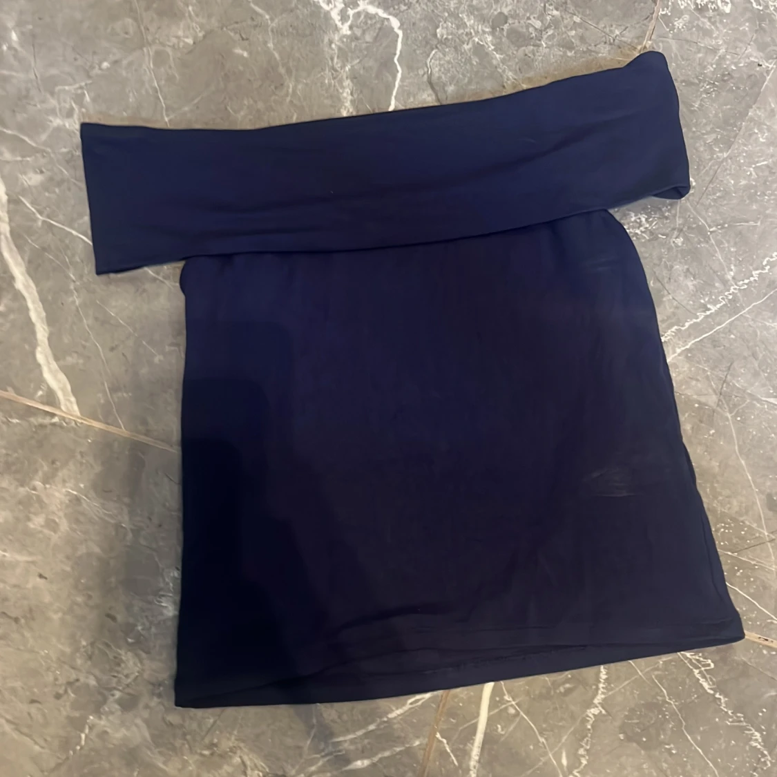 Mörkblå söt topp Kappahl