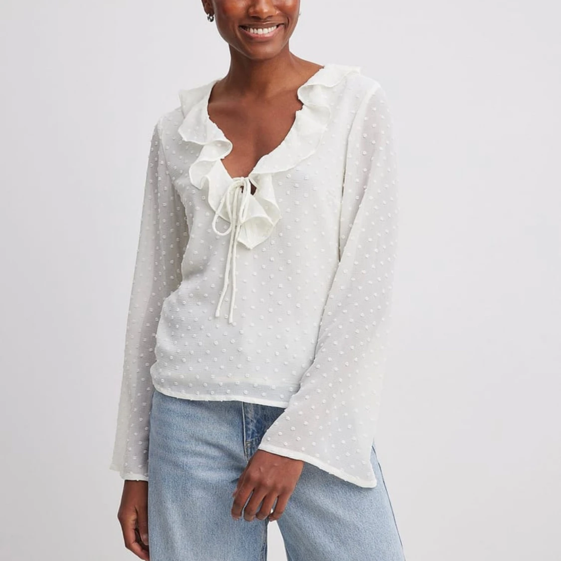 Spets tröja från NA-KD.  - 90