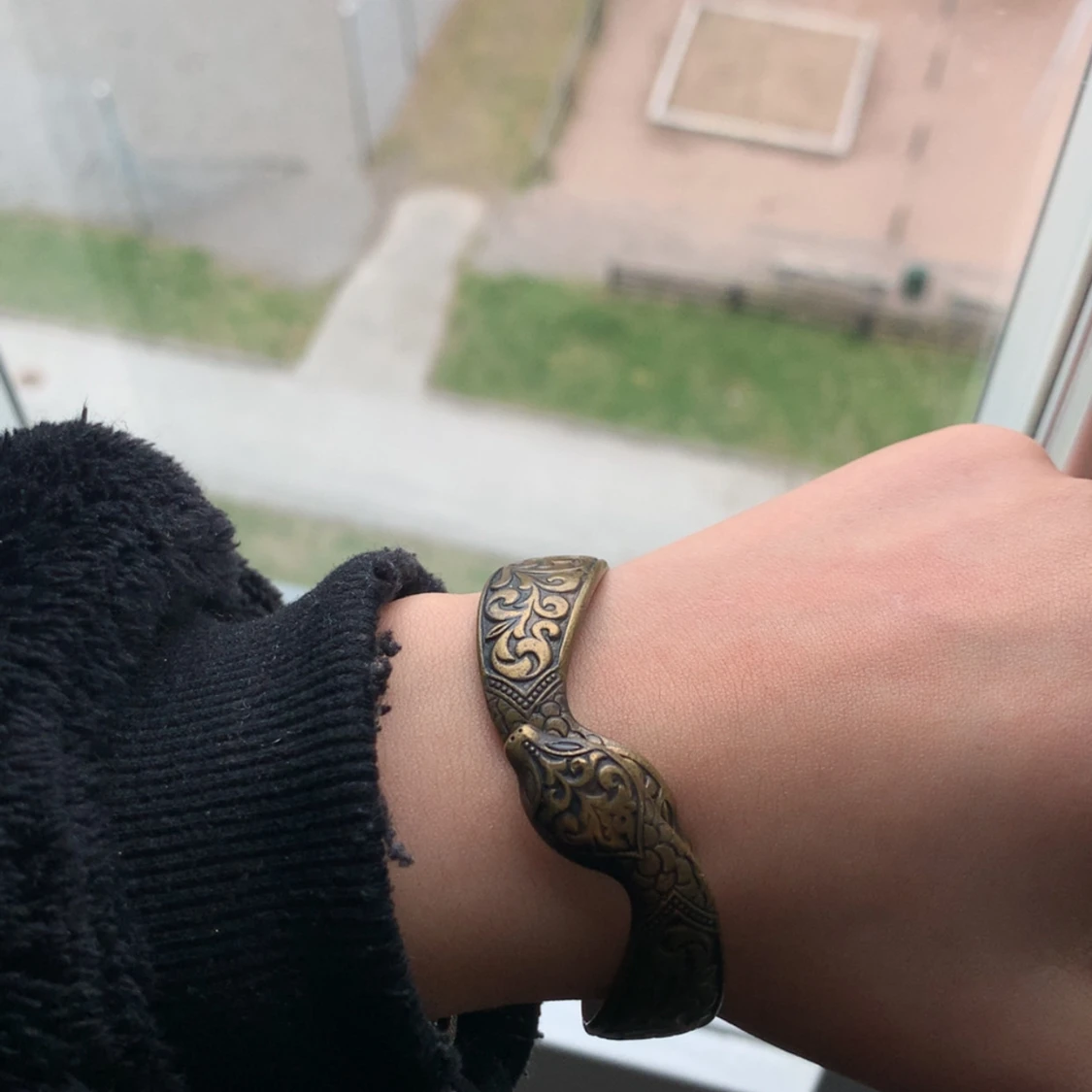 Antikt ormarmband i bronsfärg - 2