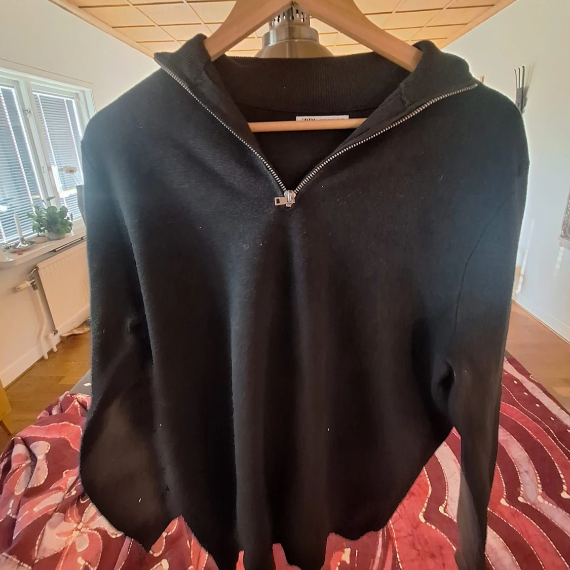 Mörkgrön half zip tröja från Zara