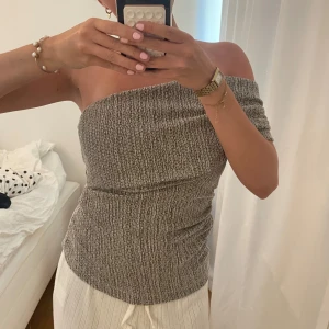 zara festtopp - one shoulder festtopp från zara, helt ny