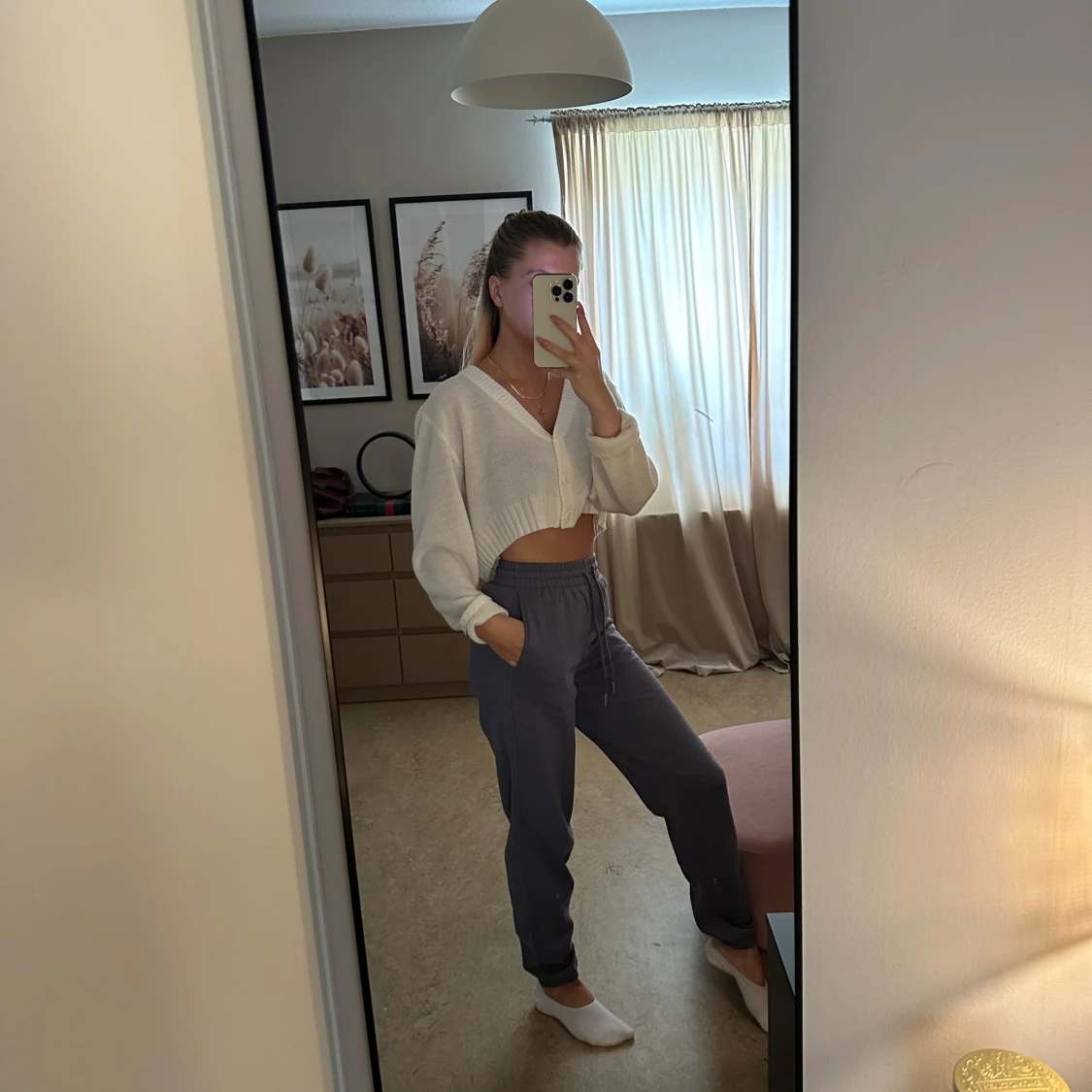 Grå mjukisbyxor med snörning - 2