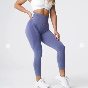 NVGTN Tights - Säljer mina NVGTN tights i blått storlek XS! 