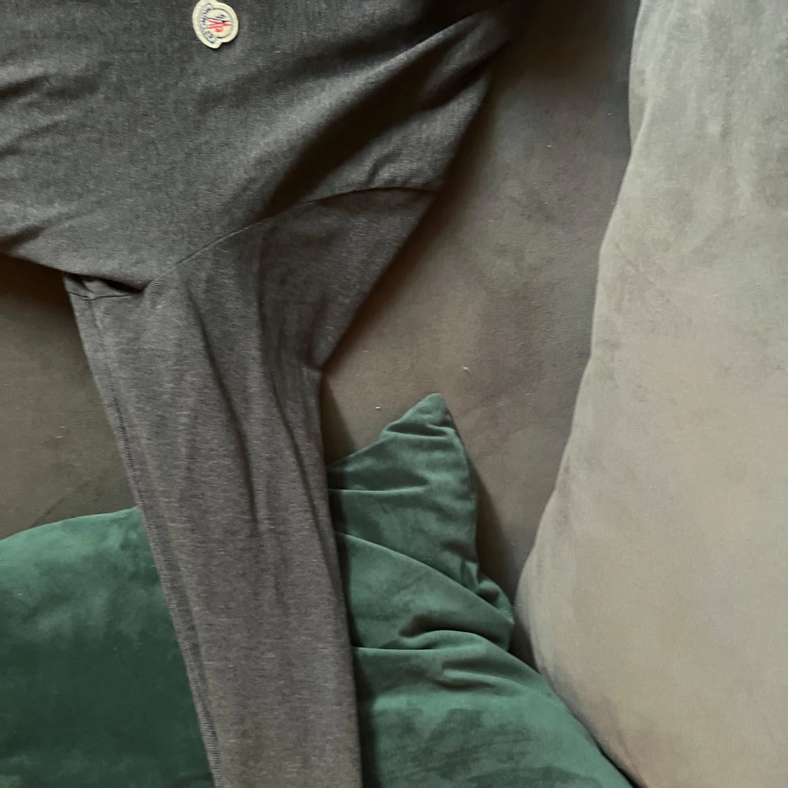 Mörkgrå Moncler pikétröja långärmad - 1