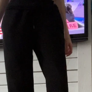 Straight sweatpants  - Ooh it’s too big for me but looks so nice