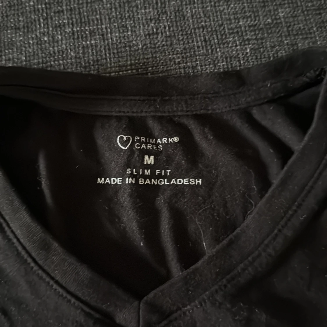 Svart slim fit t-shirt från Primark - 2