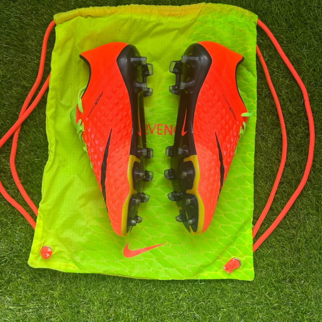 Hypervenom 3 - 1