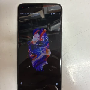 OnePlus 5 - OnePlus 5      128GB      20MP Kamera