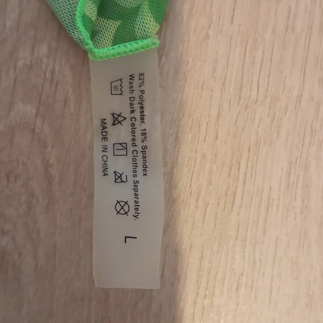 Grön blommig bikini-sarong i storlek L - 1