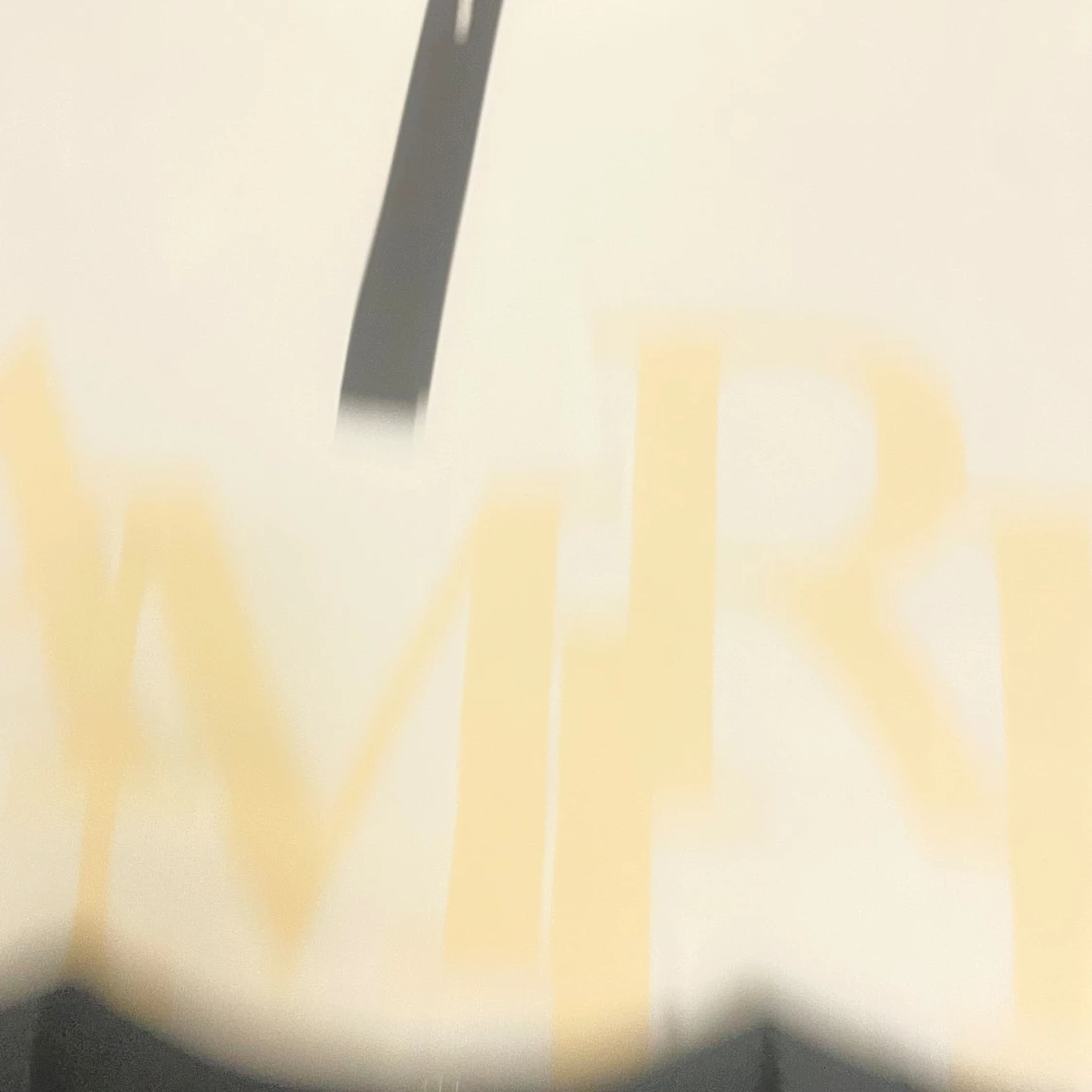 AMIRI t-shirt med stor logga - 1