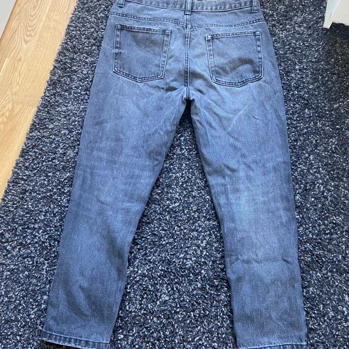 Grå jeans från ZARA - 1