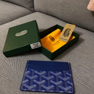 Plånbok från välkänt märke  - Snygg till outfiten 