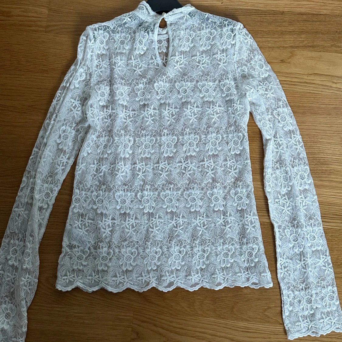 Vit spetsblus från Vintage Stories - 1