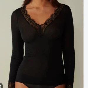 Intimissimi tröja - Svart strl s❤️.