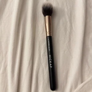 Hickap 114 - Helt ny och oanvänd hickap borste 🖤