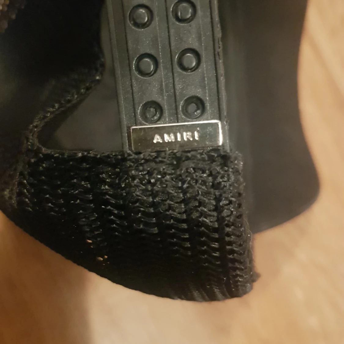 Svart keps från Amiri med mesh och läderdetalj - 4