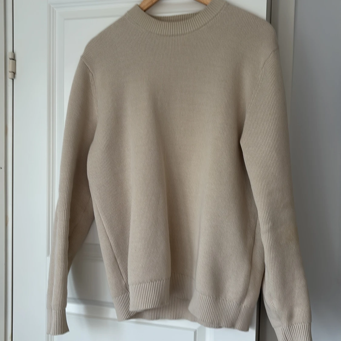 Beige stickad tröja från Selected Homme - 1