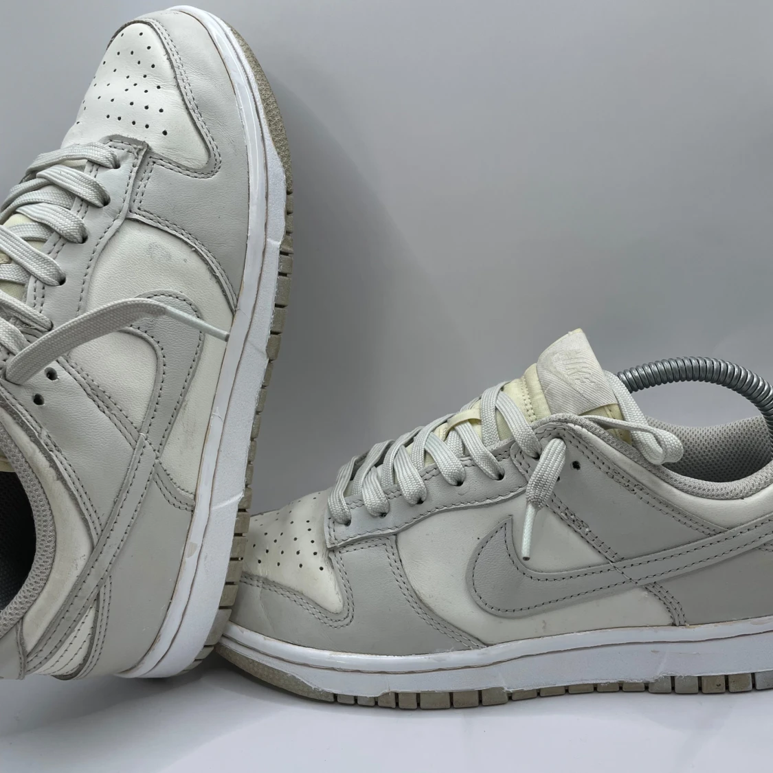 Nike dunk low EU 37 Grå vit