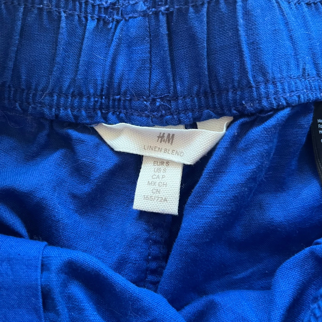 Blå linneshorts från H&M - 2