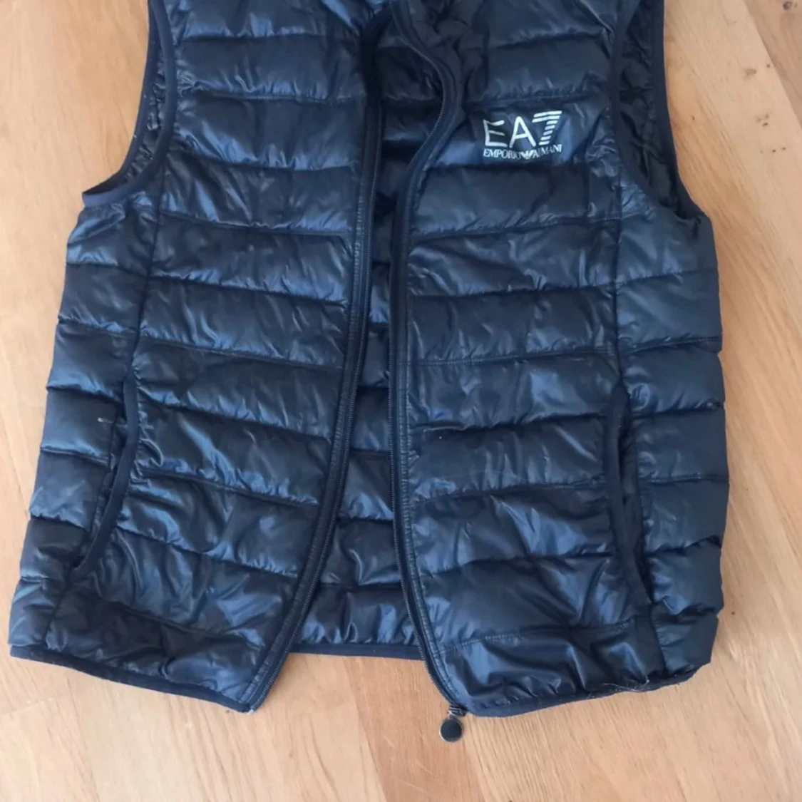 Blå dunväst från Emporio Armani EA7 - 1