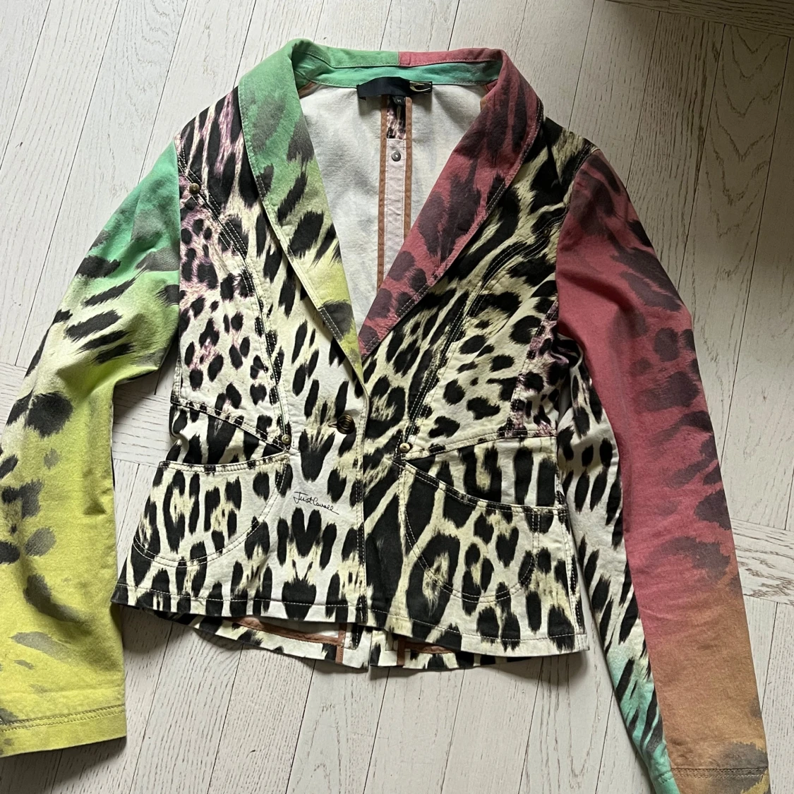 Leopardmönstrad kavaj från Just Cavalli