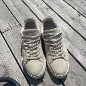 Selected homme skor - Sköna sommar skor i size 44, mycket fint skick