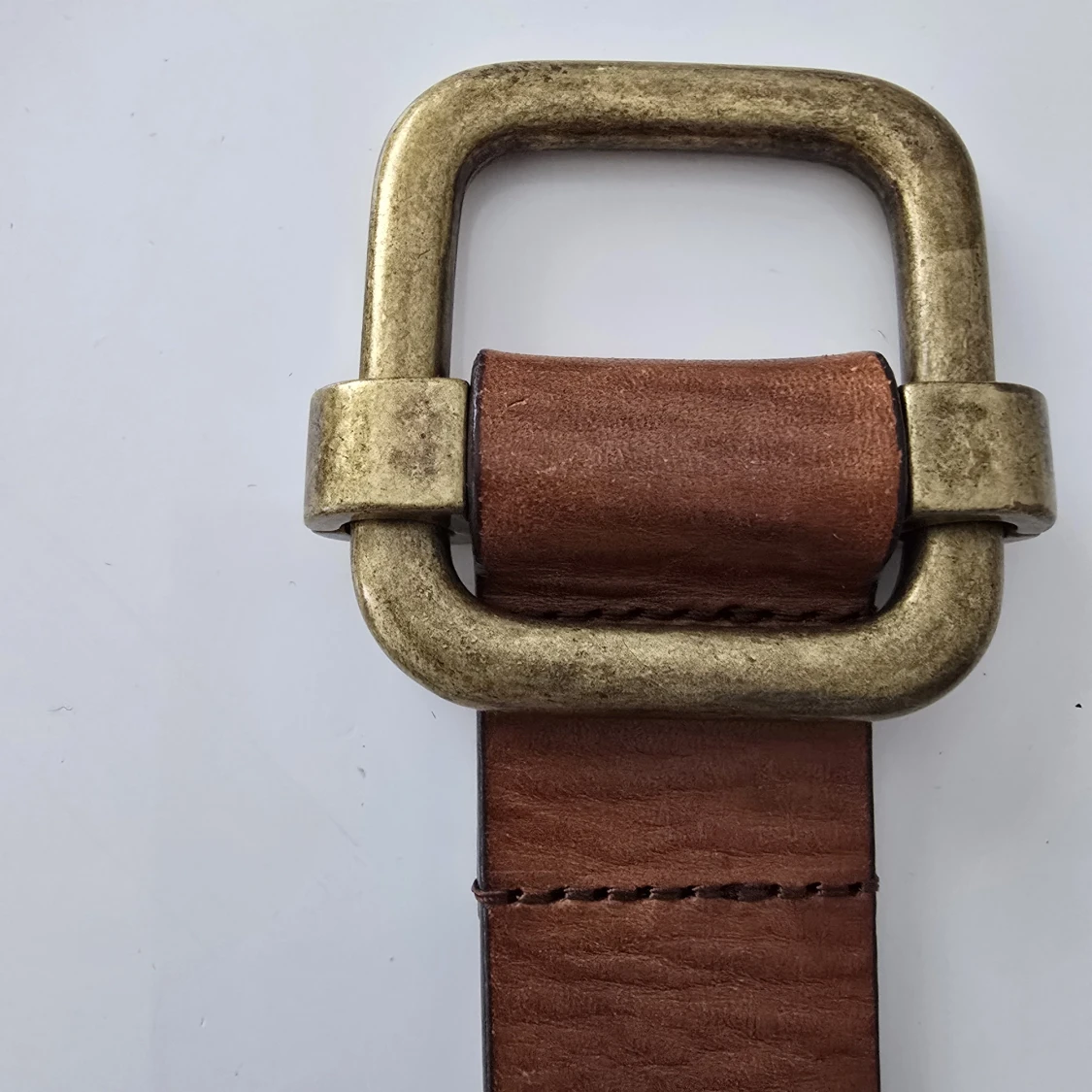 Brunt skärp i skinn från Esprit - 1