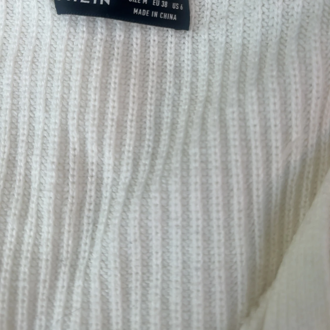 Vit croppad kofta från SHEIN - 3