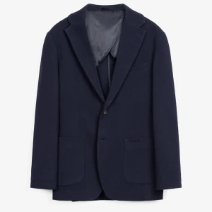 John henric stickad kavaj - John henric stickad kavaj, nypris 1499kr (slutsåld) mörkblå, knappt använd, nyskick