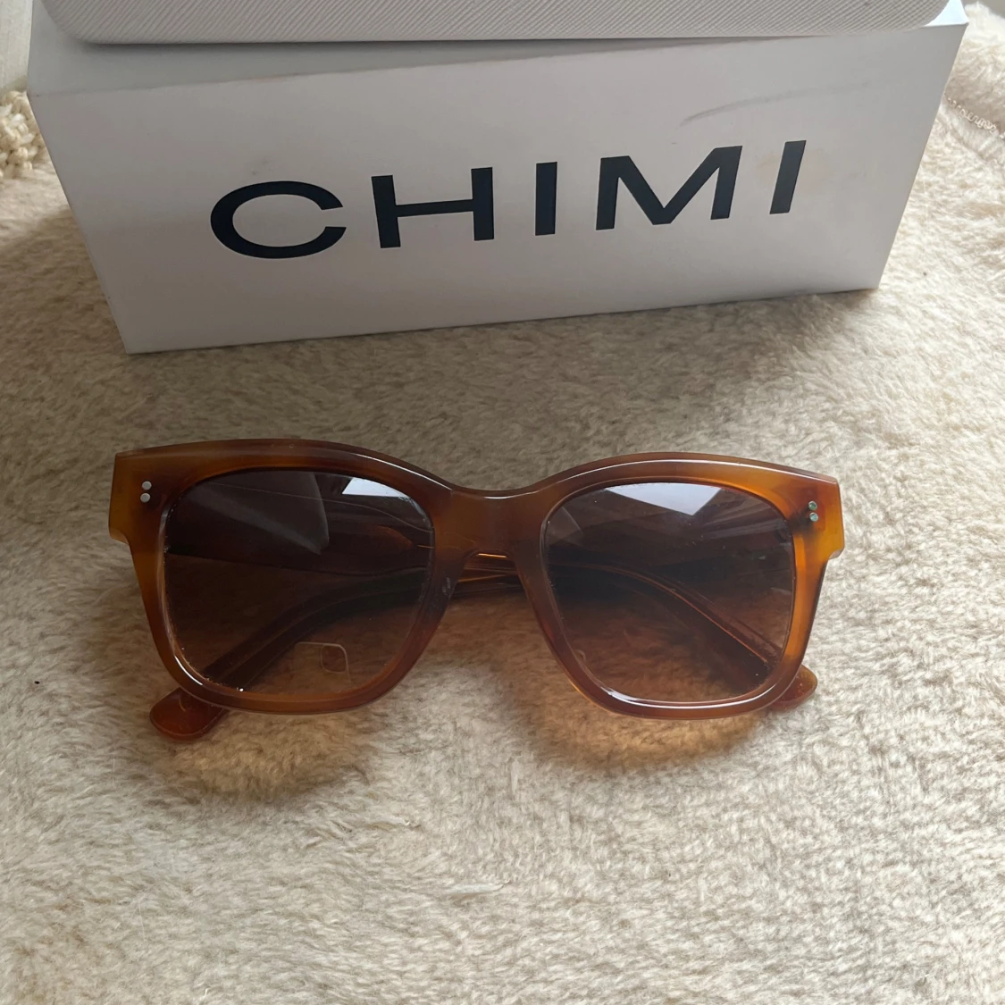 Bruna solglasögon från CHIMI - 3