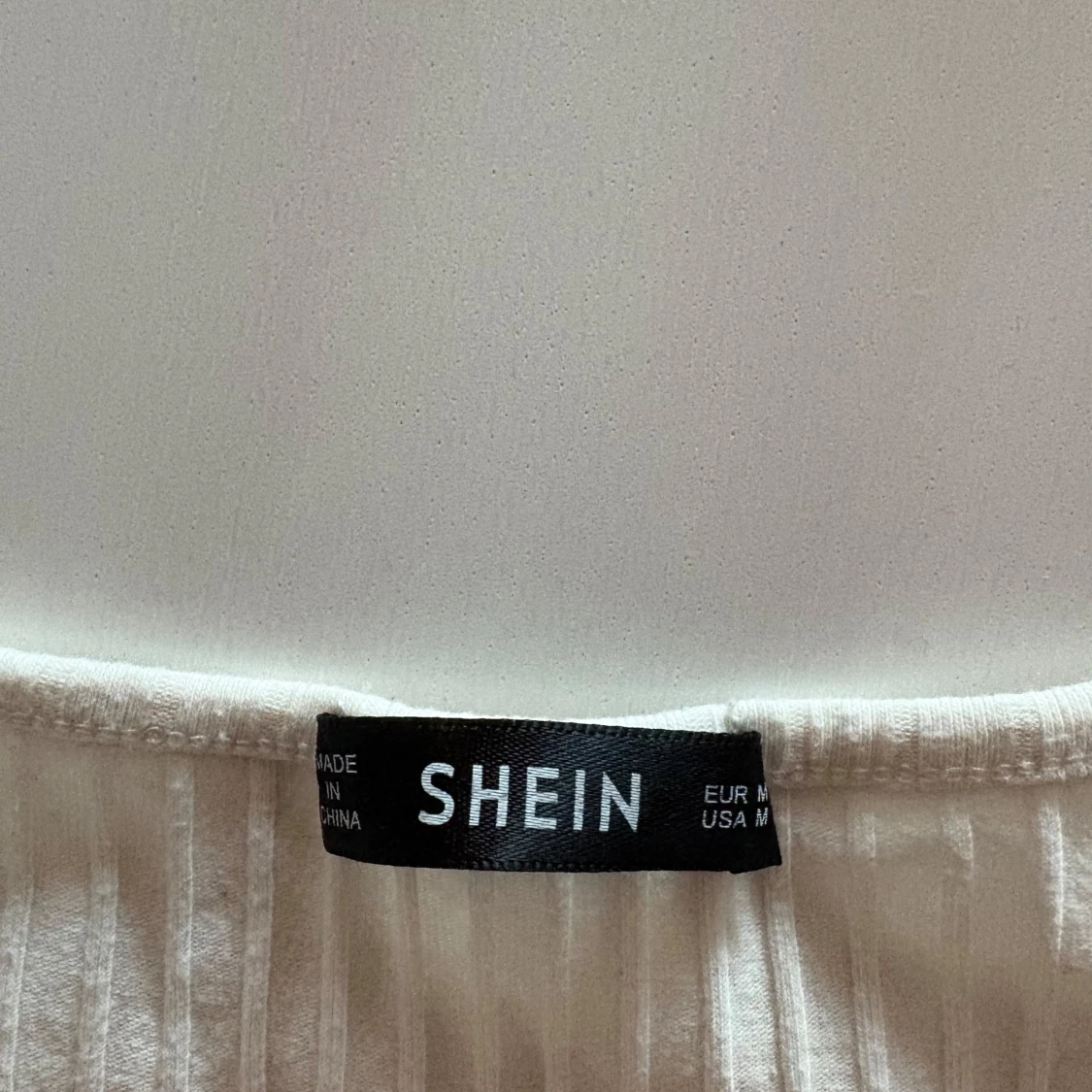 Vit ribbad blus från SHEIN - 2