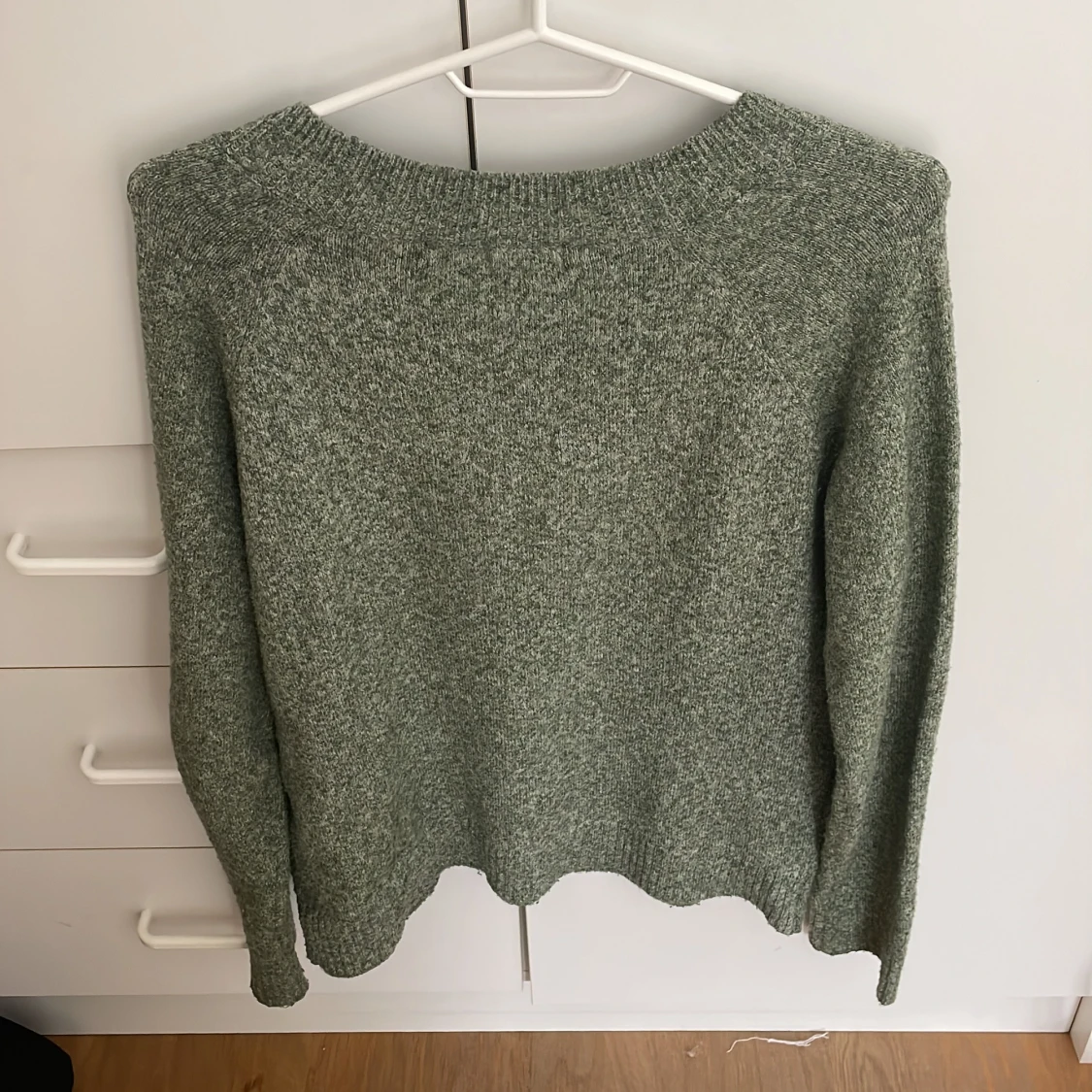 Grön stickad tröja från Vero Moda - 1