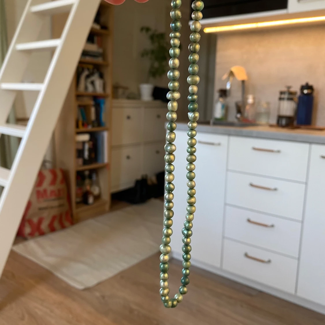 Grönt pärlhalsband - 2