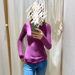 Intimissimi tröja - Tröja från intimissimi, väldigt bra skick. Kontakta för fler blider!☺️