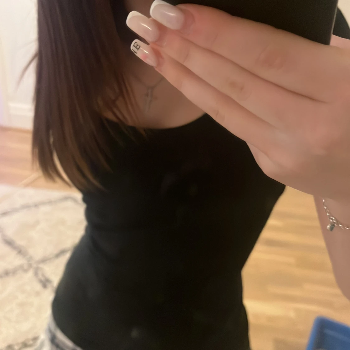 Svart t-shirt från 157