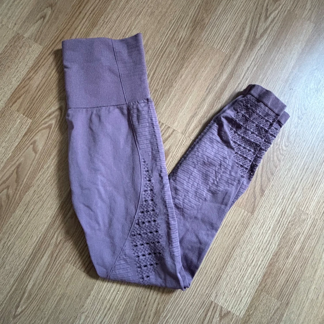 Lila seamless tights