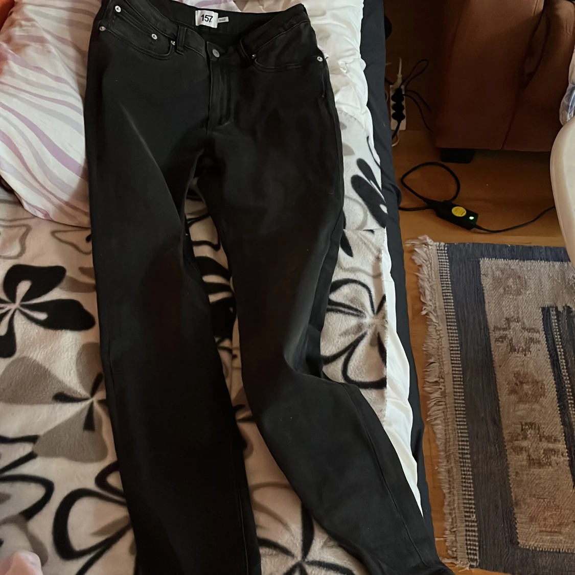 Svarta jeans från 157