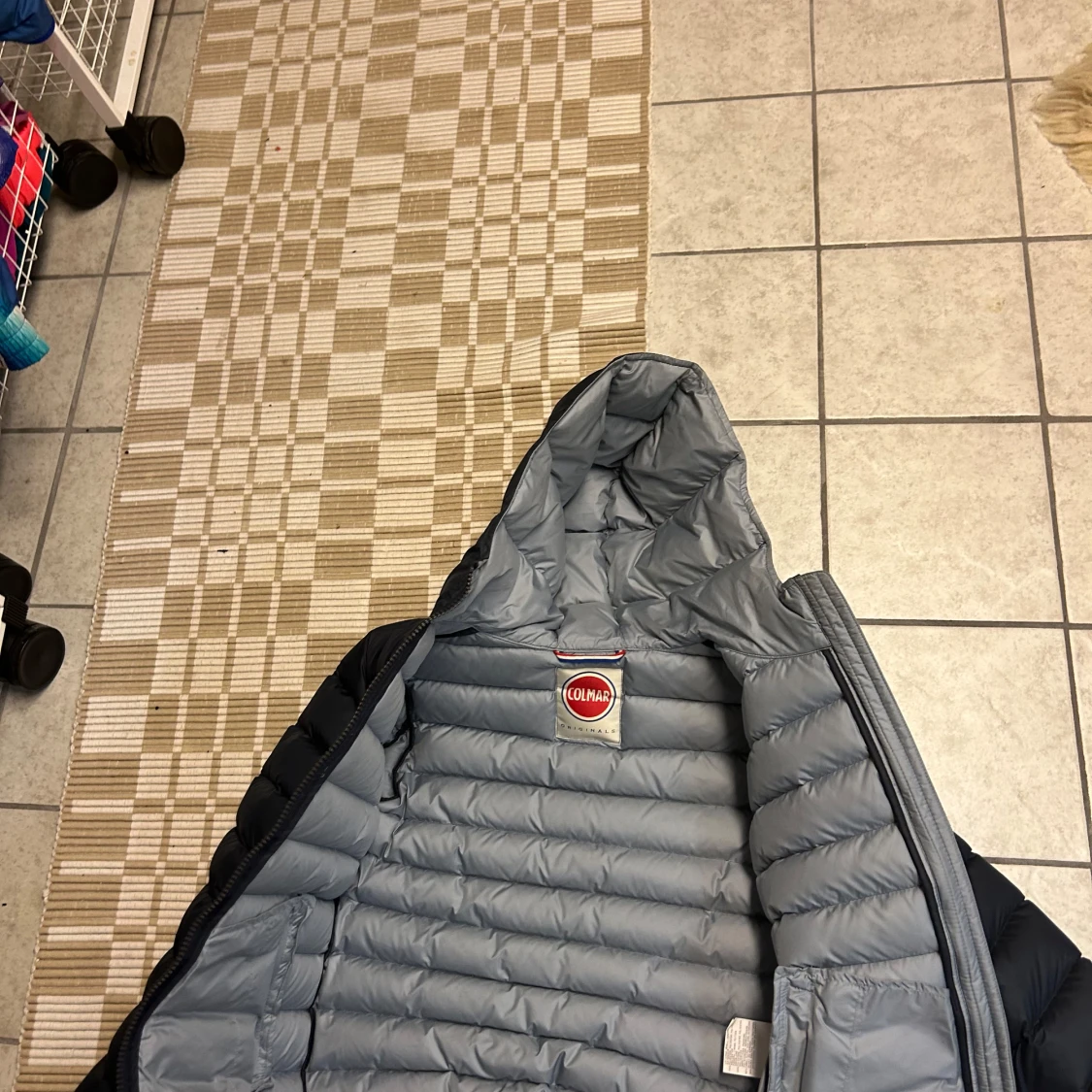 Mörkblå Colmar dunjacka med huva. 10 years - 1