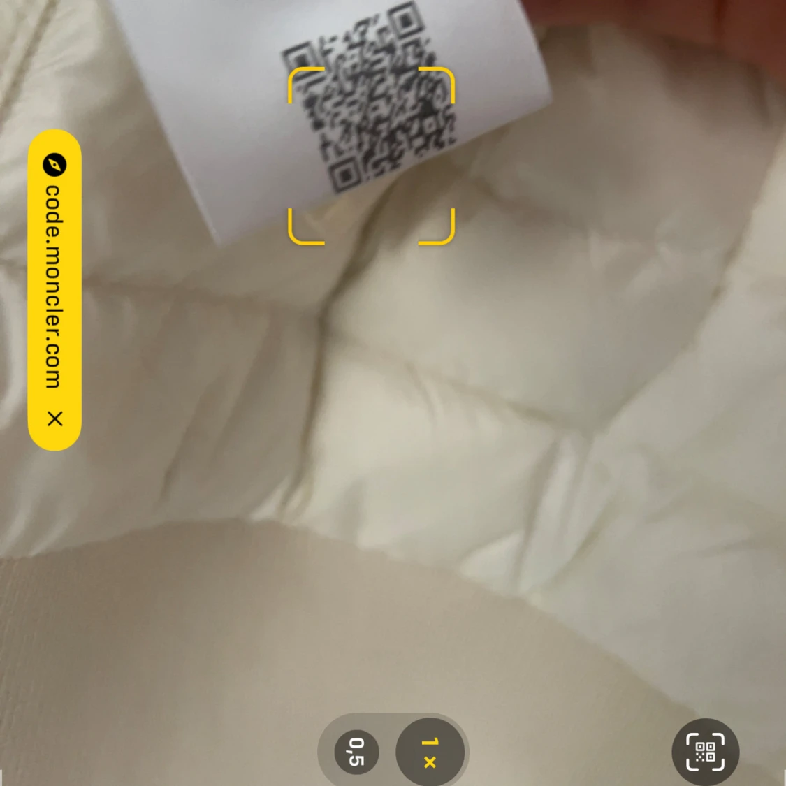 Beige cardigan jacka från Moncler - 3